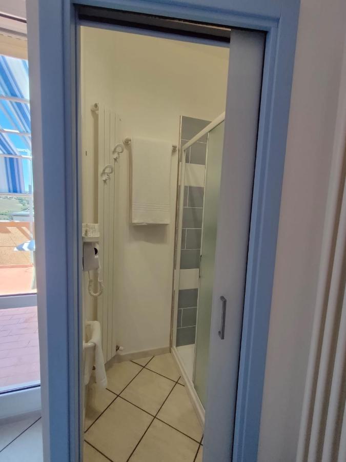 B&B Le Tre Palme Ancona Buitenkant foto